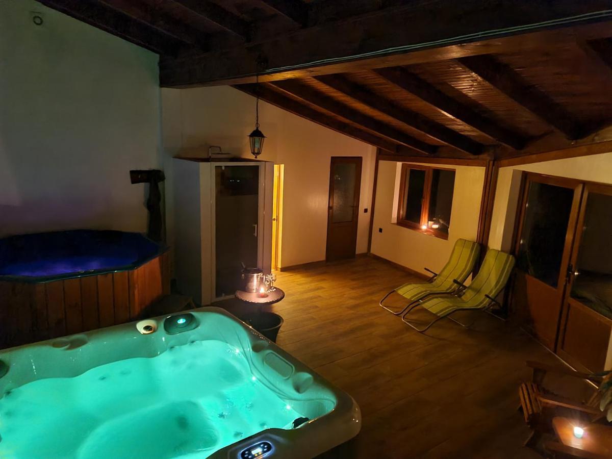 Scrind-Frăsinet Green Mountain Resort מראה חיצוני תמונה