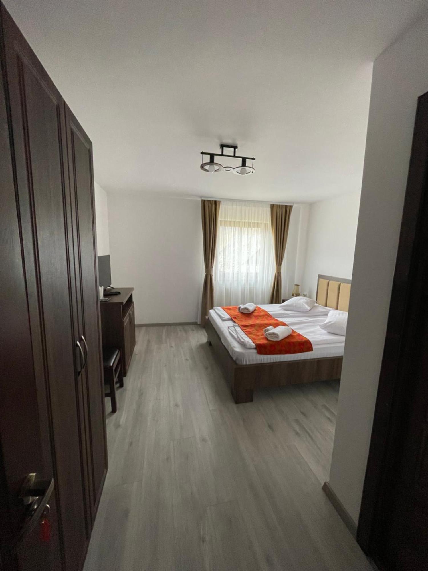Scrind-Frăsinet Green Mountain Resort מראה חיצוני תמונה